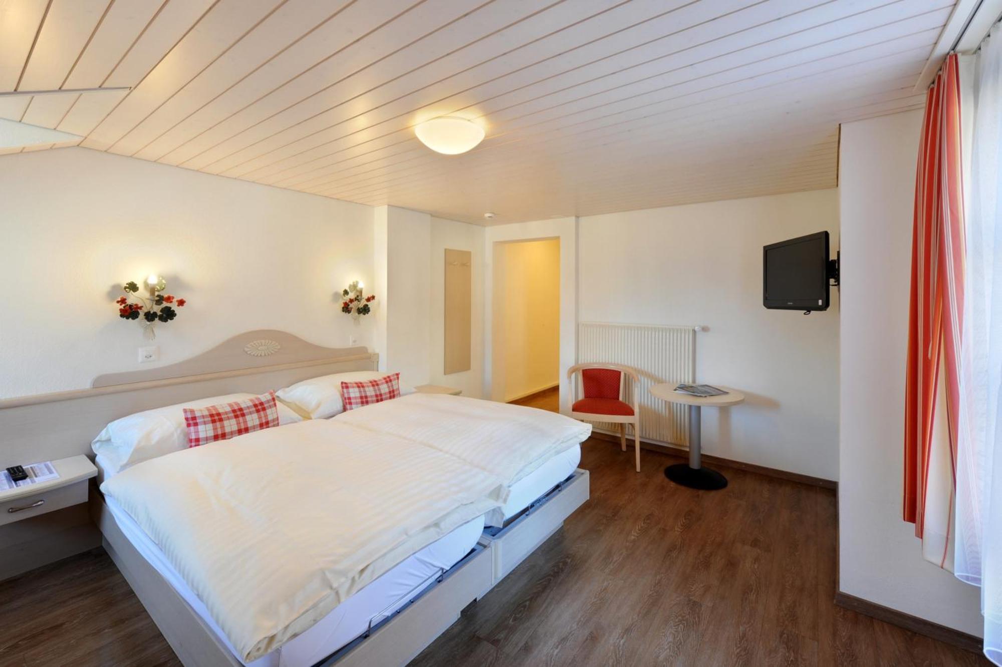 Hotel Beausite Unterseen Номер фото