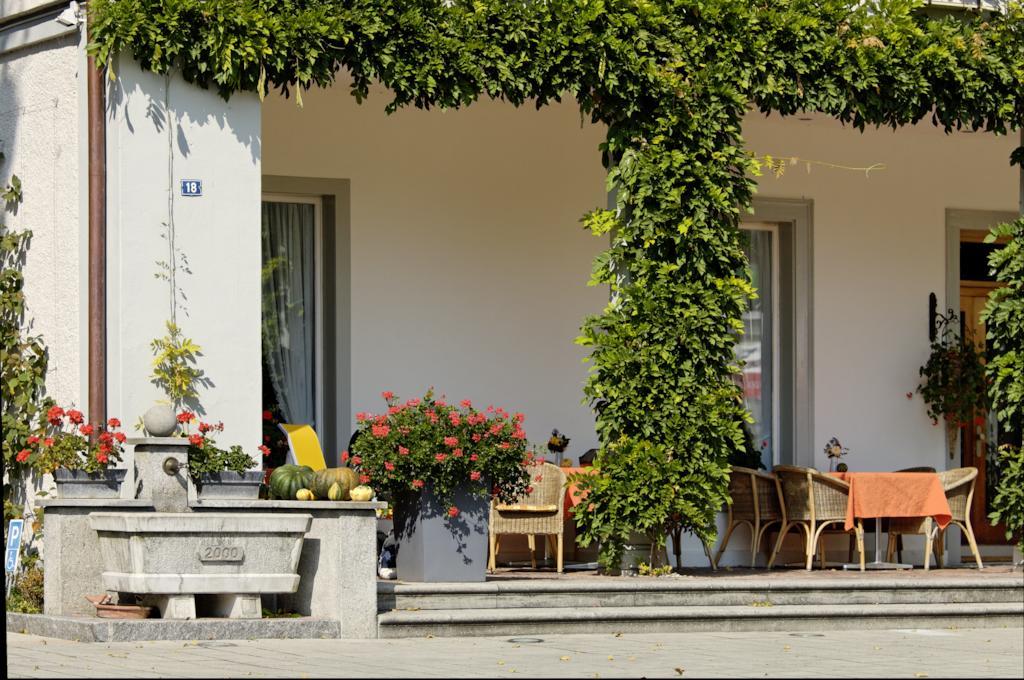 Hotel Beausite Unterseen Экстерьер фото